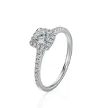 Pierścionek z diamentami